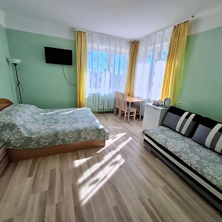 Neringa Guest House Palanga Esterno foto