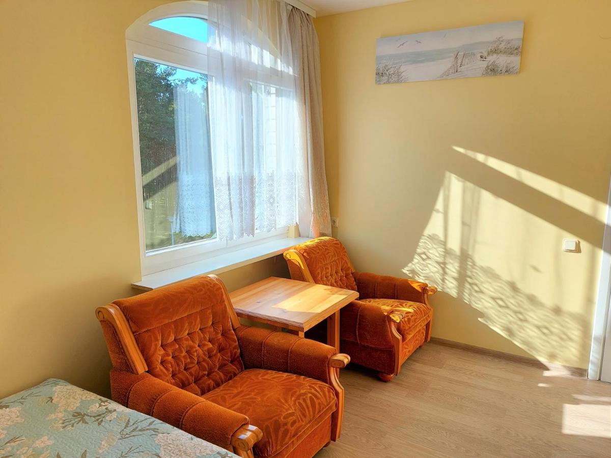 Neringa Guest House Palanga Esterno foto