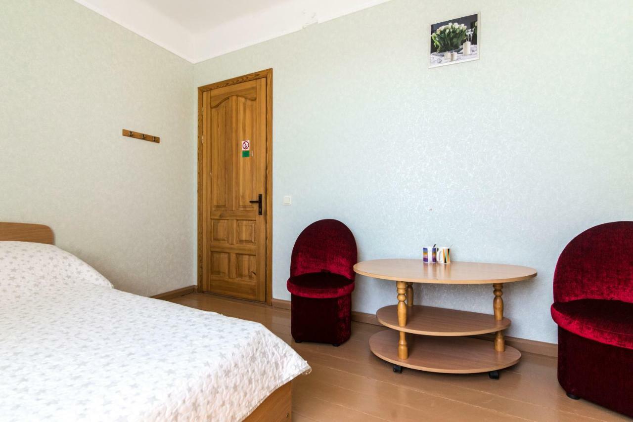Neringa Guest House Palanga Esterno foto